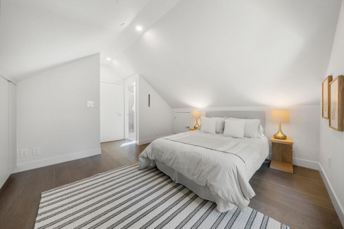 1-638 46Th Avenue E, Vancouver, BC 