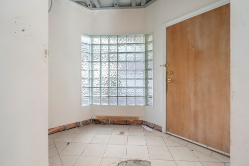 348 Taylor Way, West Vancouver, BC 