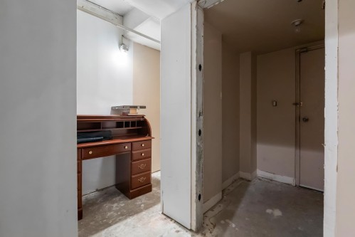 348 Taylor Way, West Vancouver, BC 