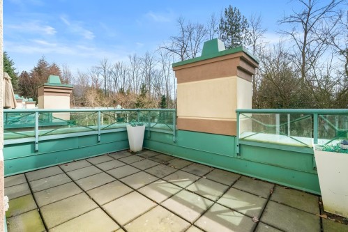 348 Taylor Way, West Vancouver, BC 