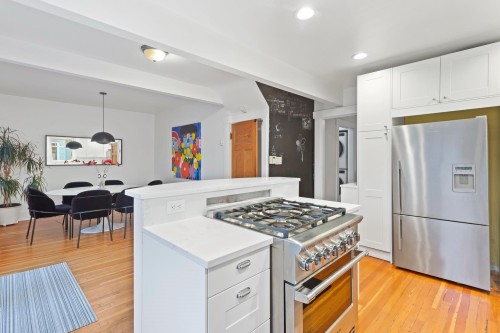 3716 30Th Avenue W, Vancouver, BC 