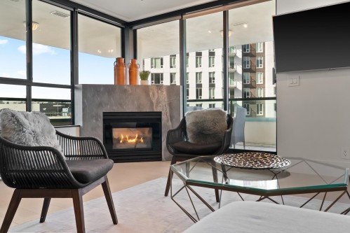 6D-328 Taylor Way, West Vancouver, BC 