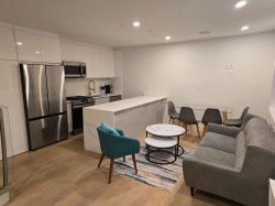 2881 Georgia Street E Vancouver, BC V5K 2K3