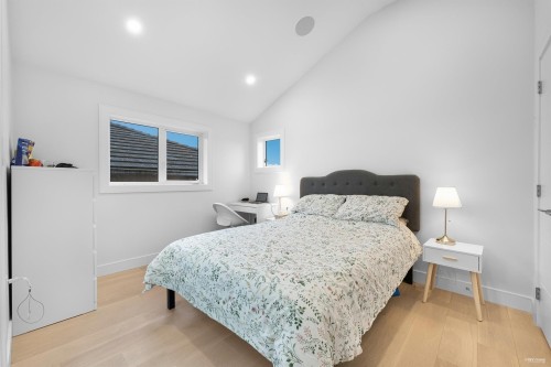 2881 Georgia Street E, Vancouver, BC 