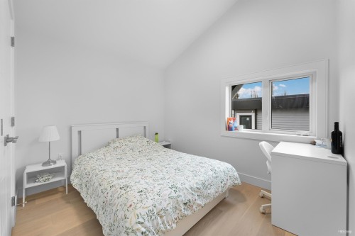 2881 Georgia Street E, Vancouver, BC 