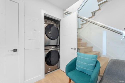 2881 Georgia Street E, Vancouver, BC 