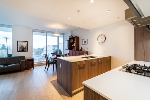 511-2220 Kingsway, Vancouver, BC 