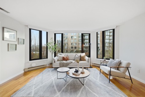 408-2201 Pine Street, Vancouver, BC 