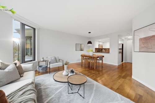 408-2201 Pine Street, Vancouver, BC 