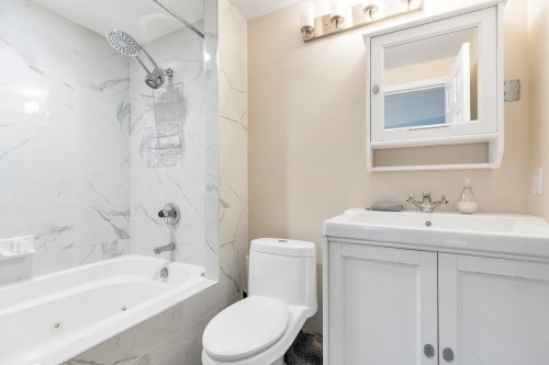 1306-1383 Howe Street, Vancouver, BC 