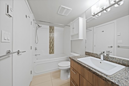 313-12075 Edge Street, Maple Ridge, BC 