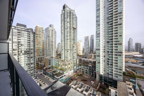 1601-6537 Telford Avenue, Burnaby, BC 