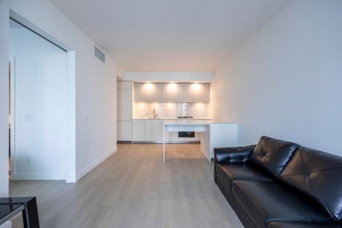 1601-6537 Telford Avenue, Burnaby, BC 