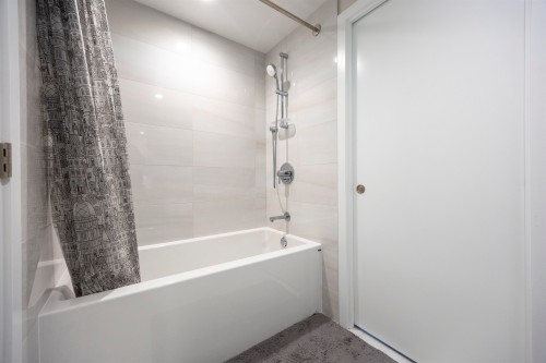 1601-6537 Telford Avenue, Burnaby, BC 