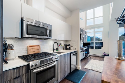 404-2250 Commercial Drive, Vancouver, BC 