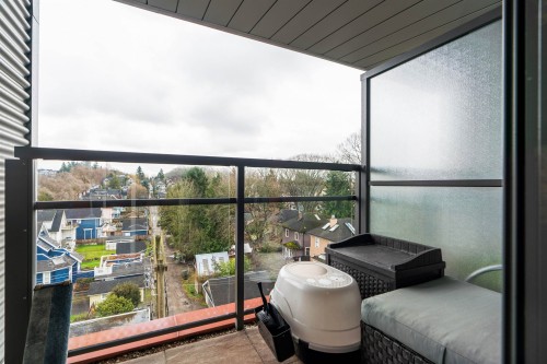 404-2250 Commercial Drive, Vancouver, BC 