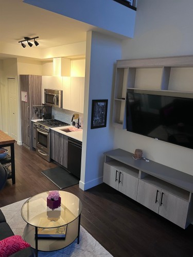 404-2250 Commercial Drive, Vancouver, BC 