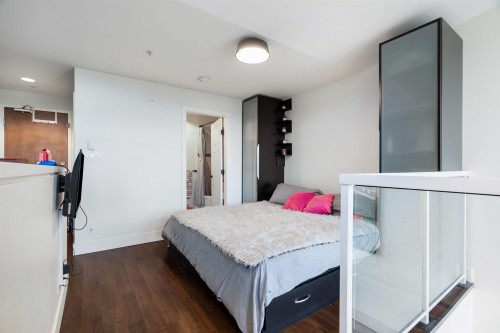 404-2250 Commercial Drive, Vancouver, BC 