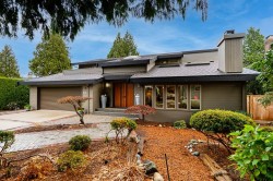 918 50b Street  Delta, BC V4M 2V9