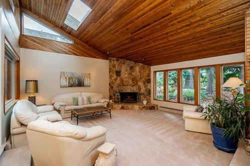 918 50B Street, Delta, BC 