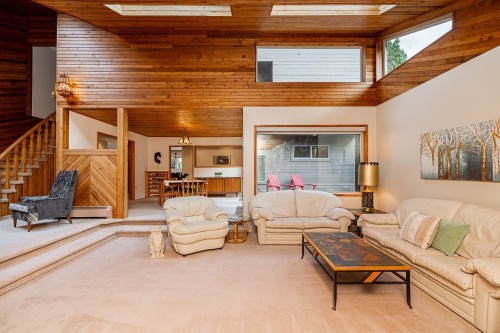 918 50B Street, Delta, BC 