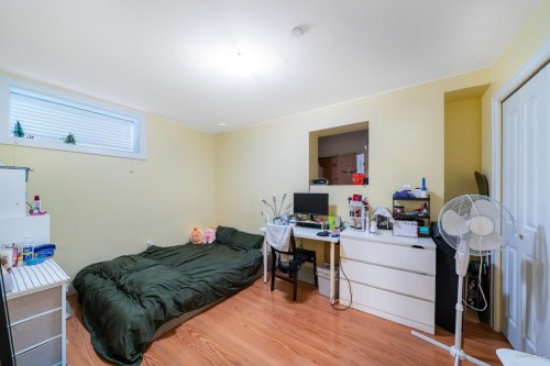 6830 Vivian Street, Vancouver, BC 