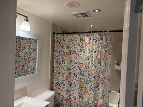 3438 Vanness Avenue, Vancouver, BC 