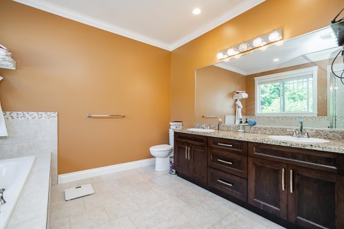 16-13210 Shoesmith Crescent, Maple Ridge, BC 