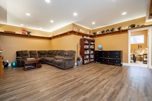 16-13210 Shoesmith Crescent, Maple Ridge, BC 