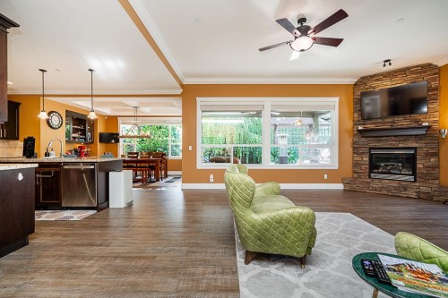 16-13210 Shoesmith Crescent, Maple Ridge, BC 