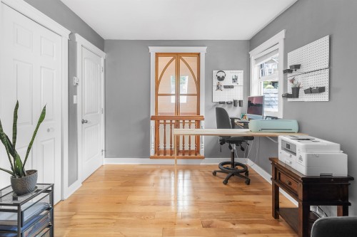 964 Village Drive, Bowen Island, BC 