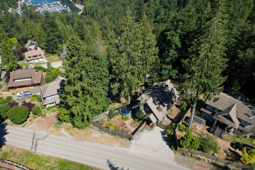 964 Village Drive, Bowen Island, BC 