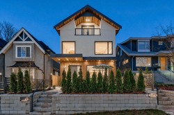 1-4150 14th Avenue W Vancouver, BC V6R 2X5