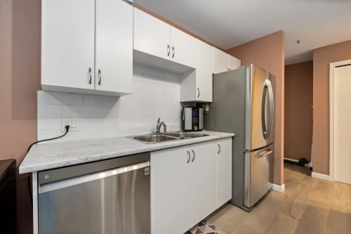 401-22351 St Anne Avenue, Maple Ridge, BC 