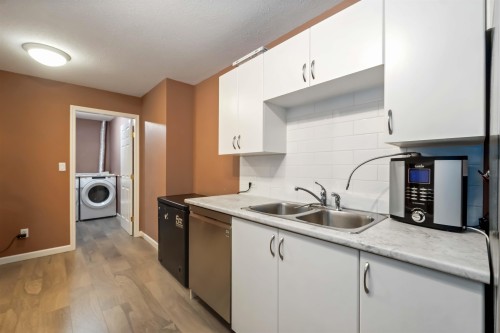 401-22351 St Anne Avenue, Maple Ridge, BC 