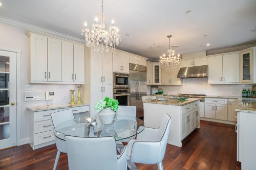 4255 15Th Avenue W, Vancouver, BC 