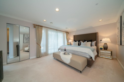 4255 15Th Avenue W, Vancouver, BC 