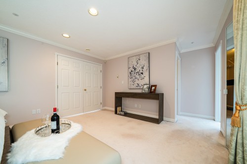 4255 15Th Avenue W, Vancouver, BC 