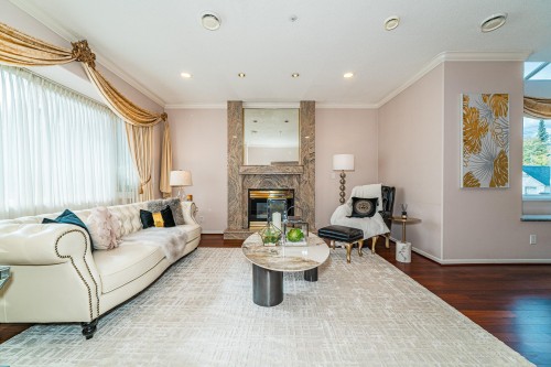 4255 15Th Avenue W, Vancouver, BC 