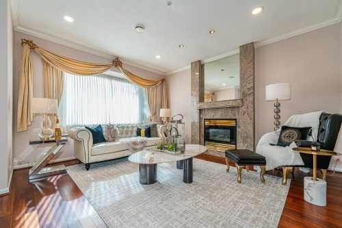 4255 15Th Avenue W, Vancouver, BC 