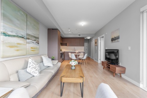 311-9388 Odlin Road, Richmond, BC 