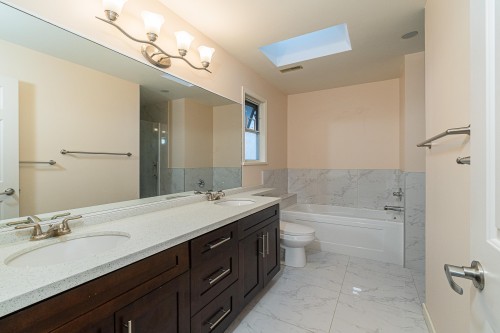 2922 22Nd Avenue W, Vancouver, BC 