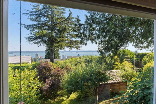 2234 Ottawa Avenue, West Vancouver, BC 
