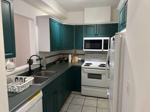 Top Floor-1185 Pacific Street, Coquitlam, BC 