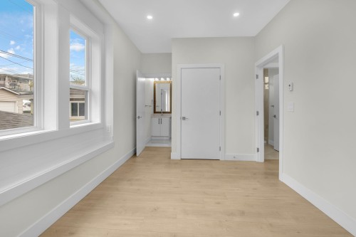 4325 Kamloops Street, Vancouver, BC 