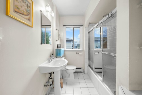 1371 Duthie Avenue, Burnaby, BC 