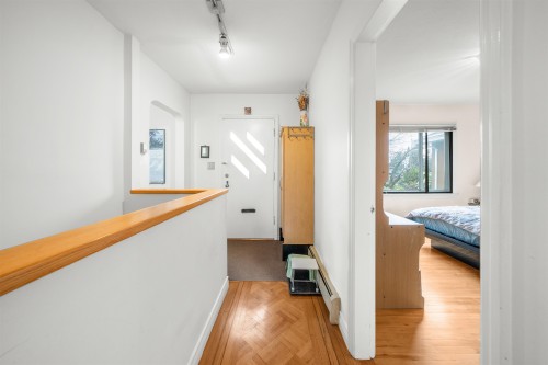 1371 Duthie Avenue, Burnaby, BC 