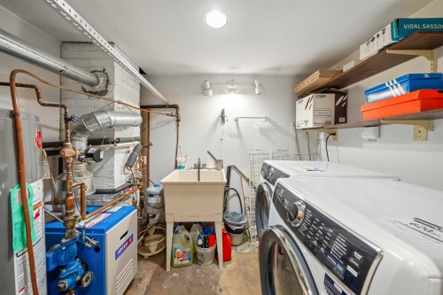 1371 Duthie Avenue, Burnaby, BC 