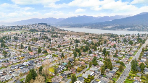 1371 Duthie Avenue, Burnaby, BC 