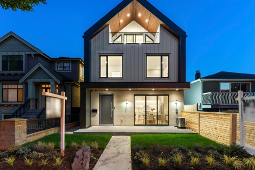 1-2386 45Th Avenue E, Vancouver, BC 